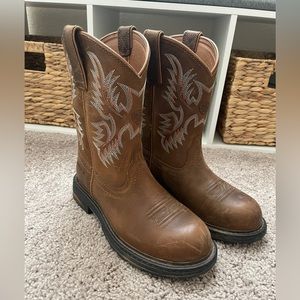 Ariat Tracy Pull On Boots